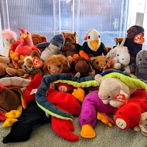 MYSTERY BAG OF 30 TY BEANIE BABIES